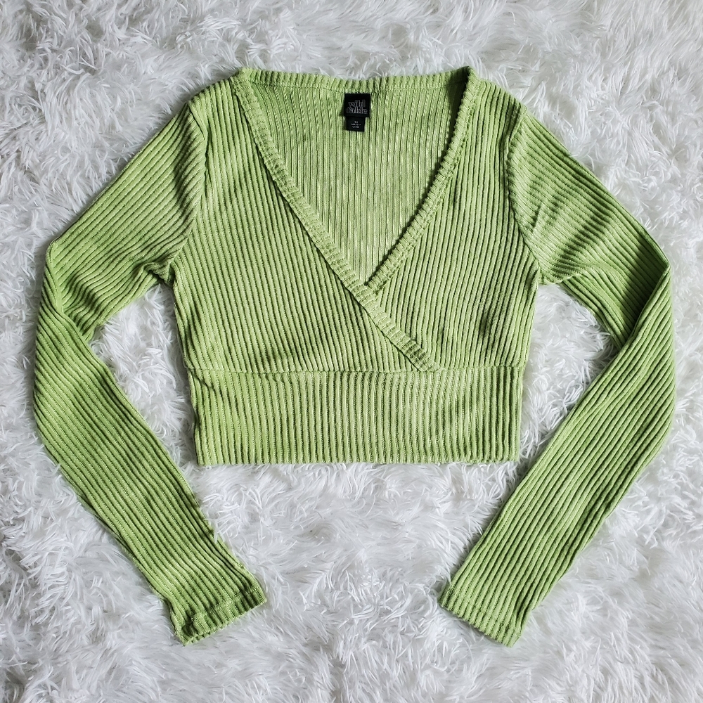 Green Long Sleeve Ribbed Crop Top - Super Soft